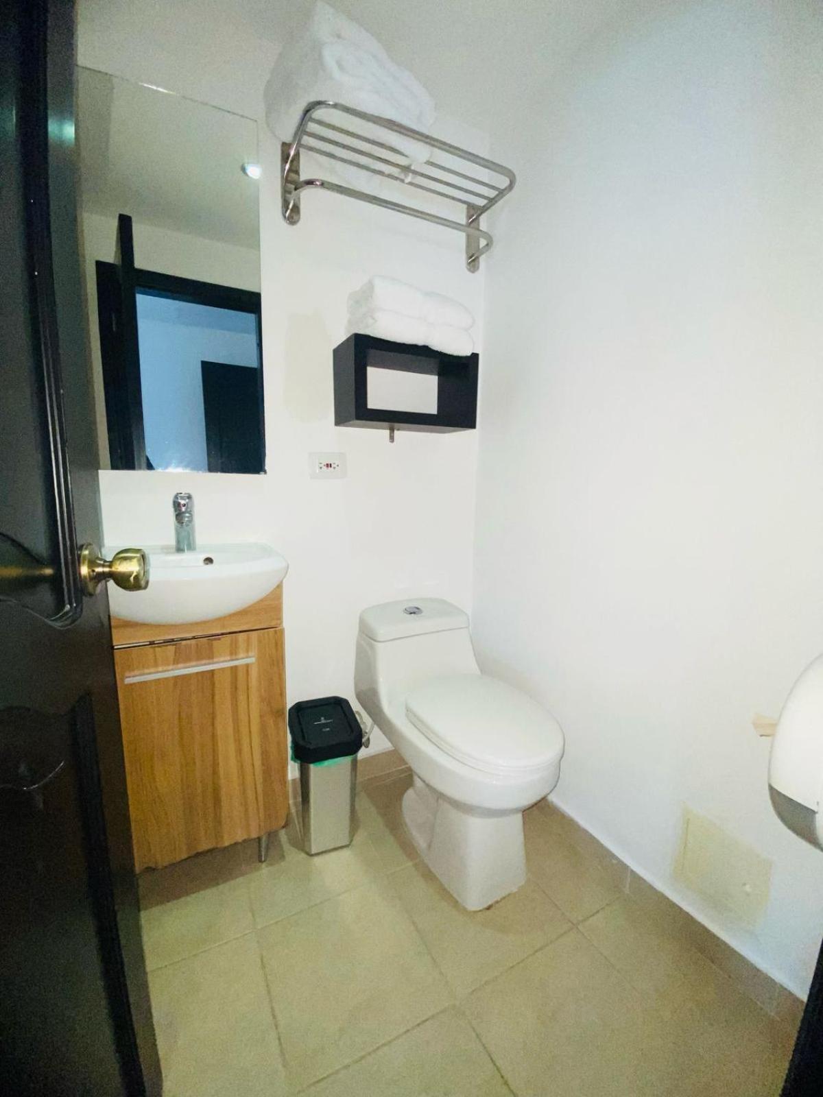 Hotel Metropolis Plaza Cali Εξωτερικό φωτογραφία